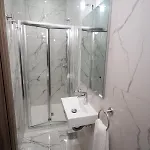 Modern 3-bedroom With Terrace Apartman *