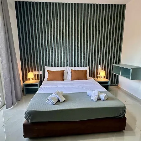 Modern 3-bedroom With Terrace