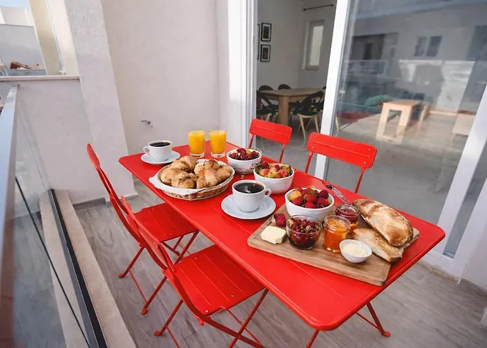Apartamento Modern 3-bedroom With Terrace Is-Swieqi