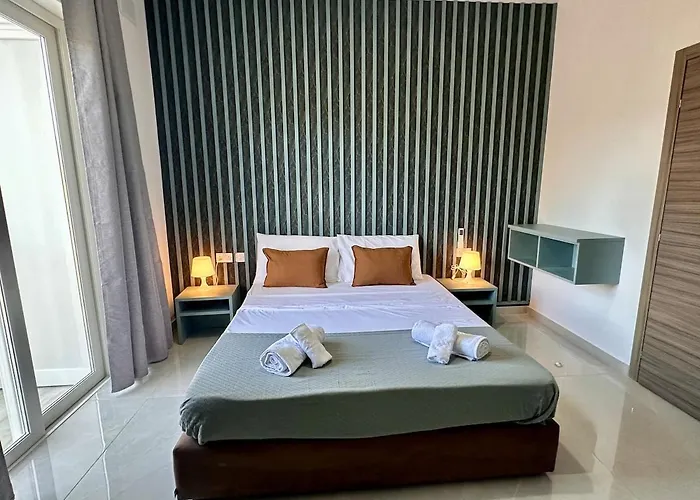 Modern 3-bedroom With Terrace